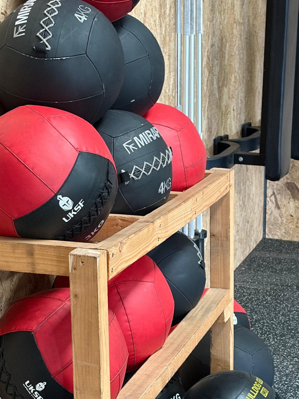 Wall balls
